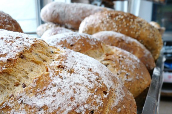 Brot in verschiedenen Sorten aus der Backstube Brot in verschiedenen Sorten aus der Backstube